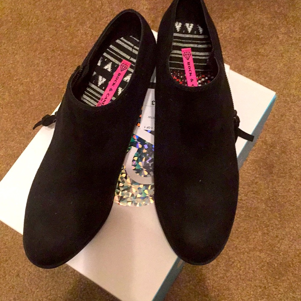 Rock & Candy “Lotte ” black booties size 11 M